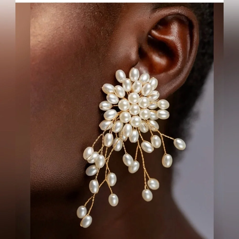 Pearl Flower Cluster Stud Earrings